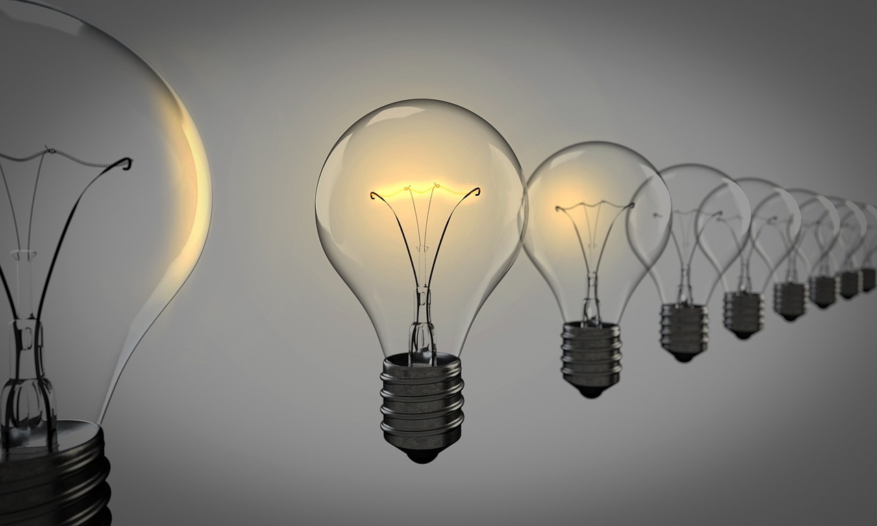Cómo reutilizar bombillas LED quemadas: ideas prácticas para darles una segunda vida en casa